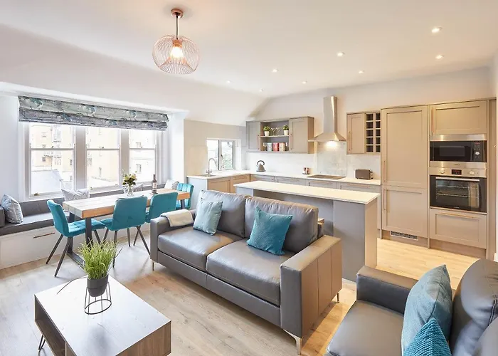 Host & - The Avenue Victoria Σκάρμπορο